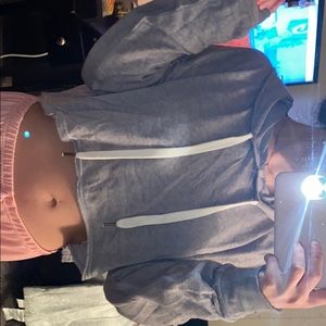 Cropped light hoodie